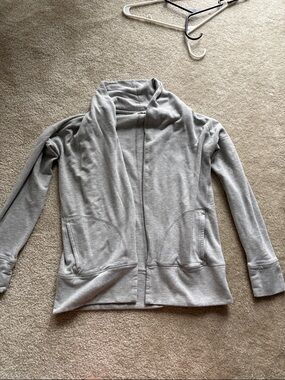 Vineyard Vines Light Gray Cozy wrap